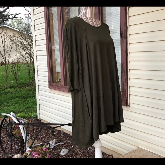 Cross-Back Dress (0A) - Picture 4 of 5